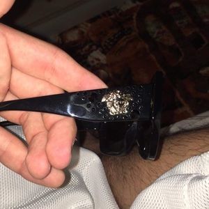 Women’s authentic Versace sun glasses